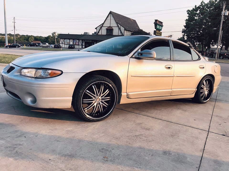 Wheels Topeka, KS Lawrence, KS Dub Empire Wheels & Tires