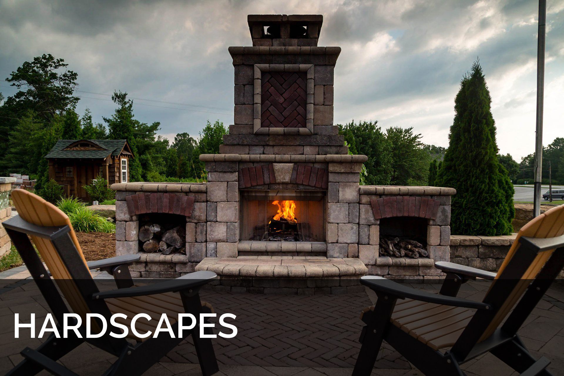Outdoor fireplace
