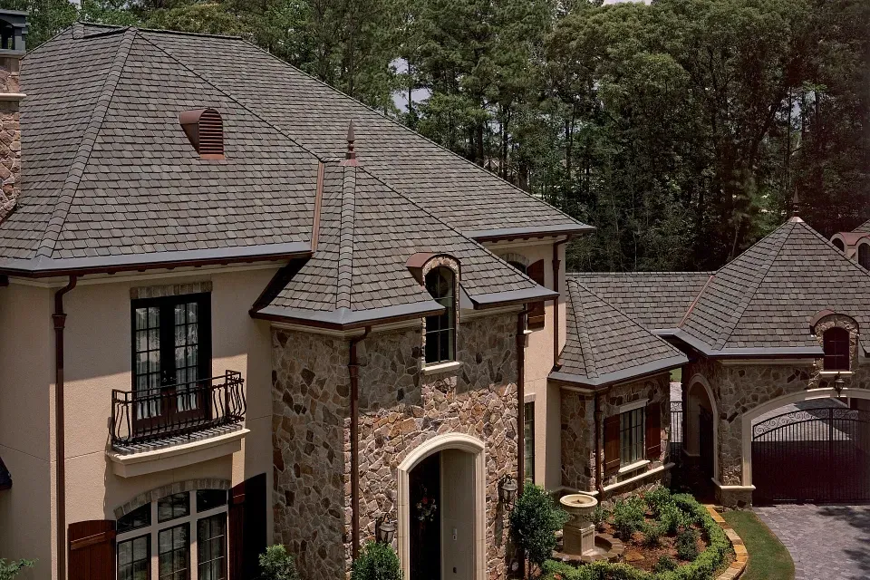 grand-manor