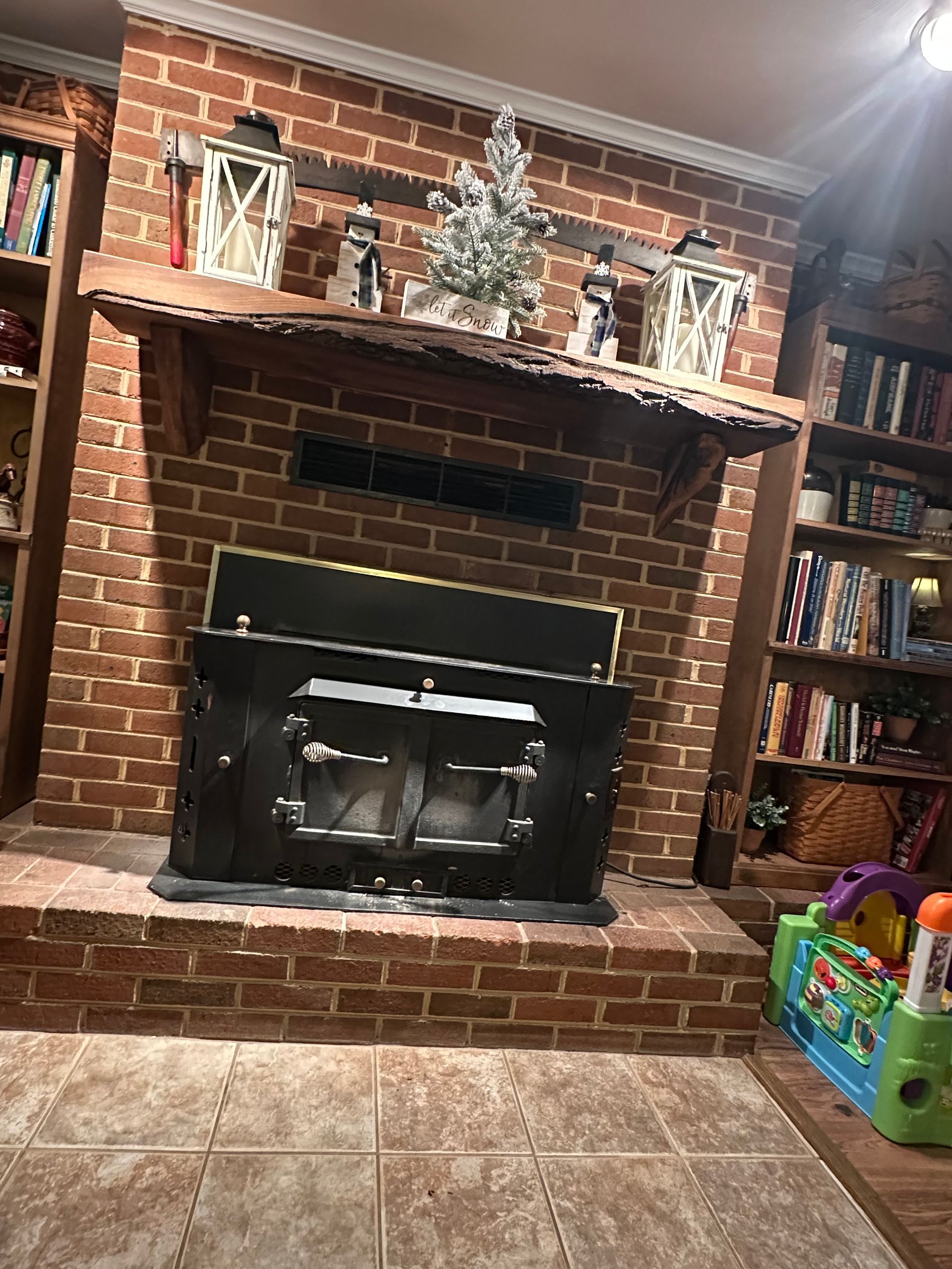 fireplace replacement - before