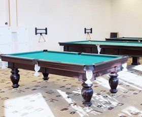 Pool table
