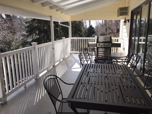 commercial Vinyl and PVC Railings