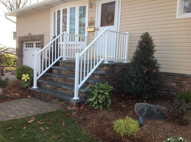 Vinyl and PVC Railings steps