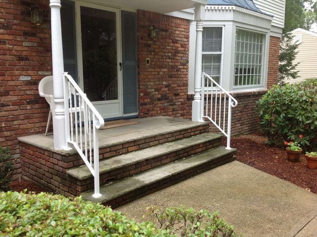 Vinyl and PVC Railings Residential