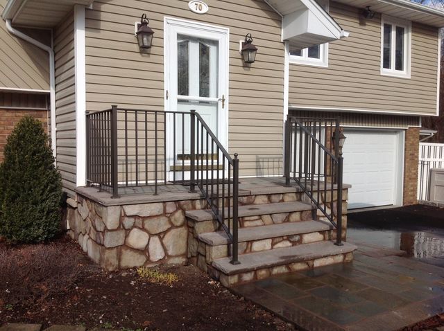 Aluminum Railings for Residence