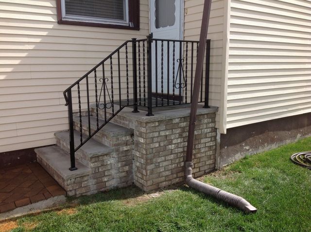 Residence Aluminum Railings for