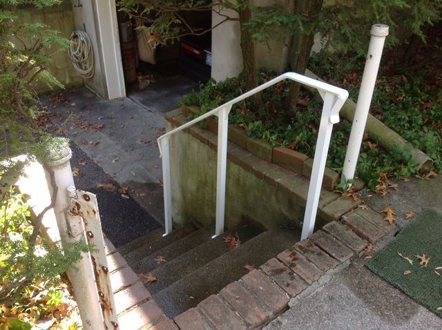 Residence Vinyl Railings