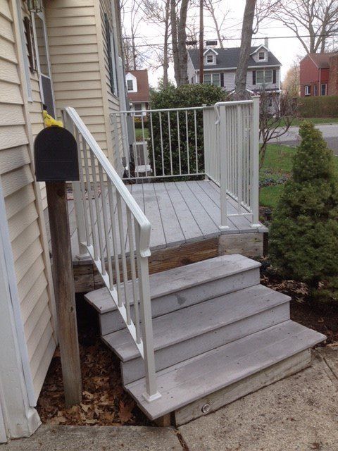 Residential Vinyl and PVC Railings