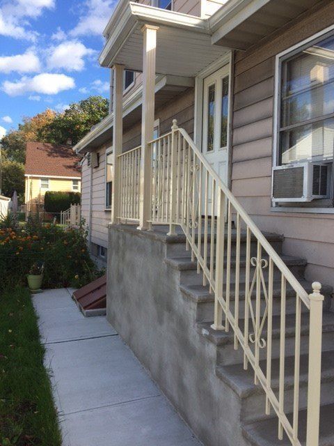 Residential Vinyl and PVC Railings for house