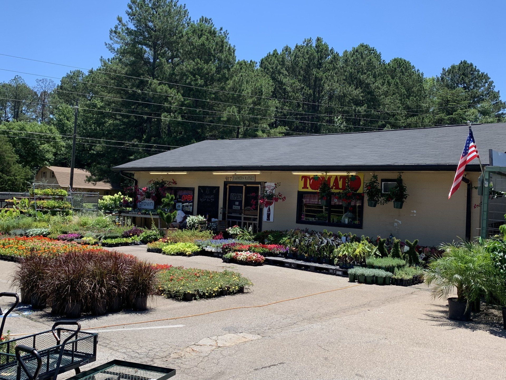 Knights Market Outside store