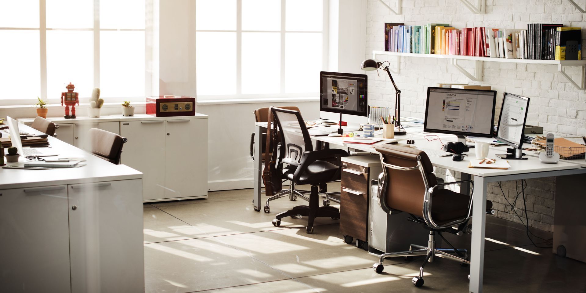 commercial storage cabinets