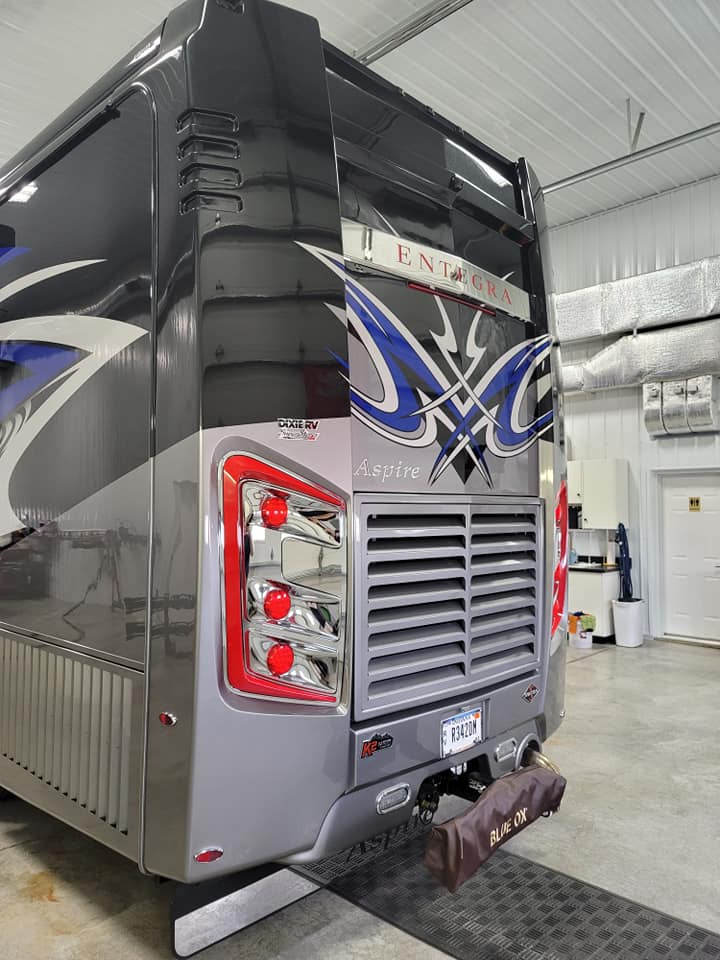 Attention 2 Detail image