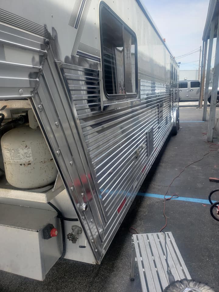 Attention 2 Detail image