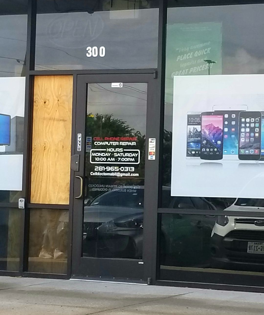 emergency board up after