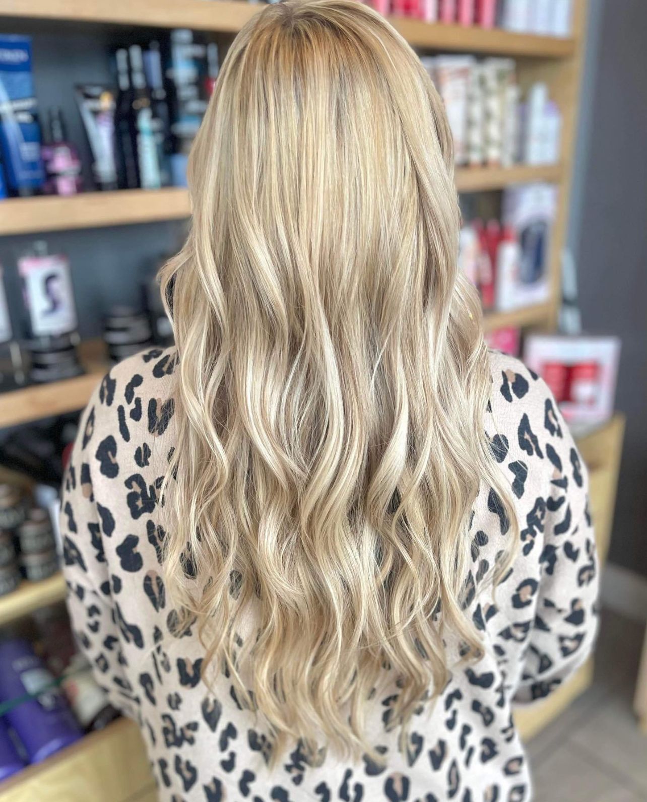 Blonde hair coloring