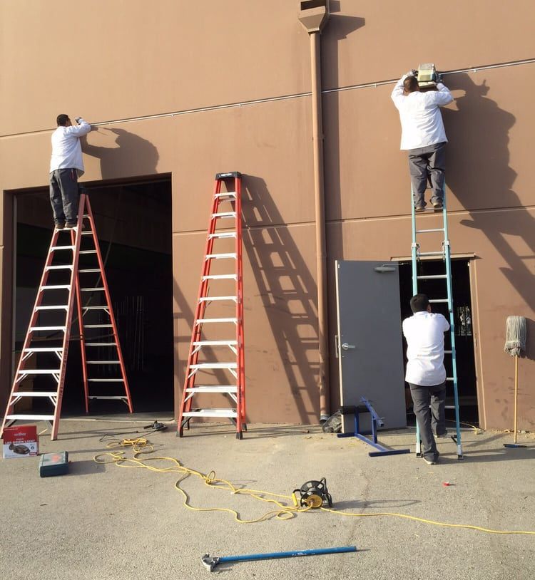 Indoor/Outdoor Lighting