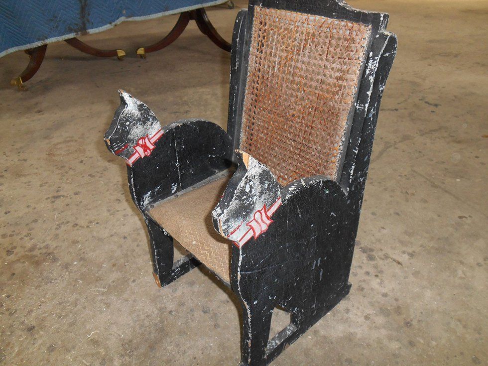 Cat Rocker before