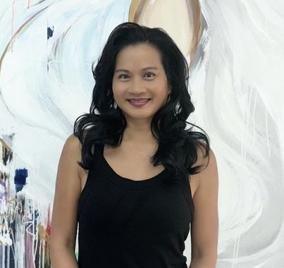 Vanessa Hansard - Master Stylist & Color Specialist