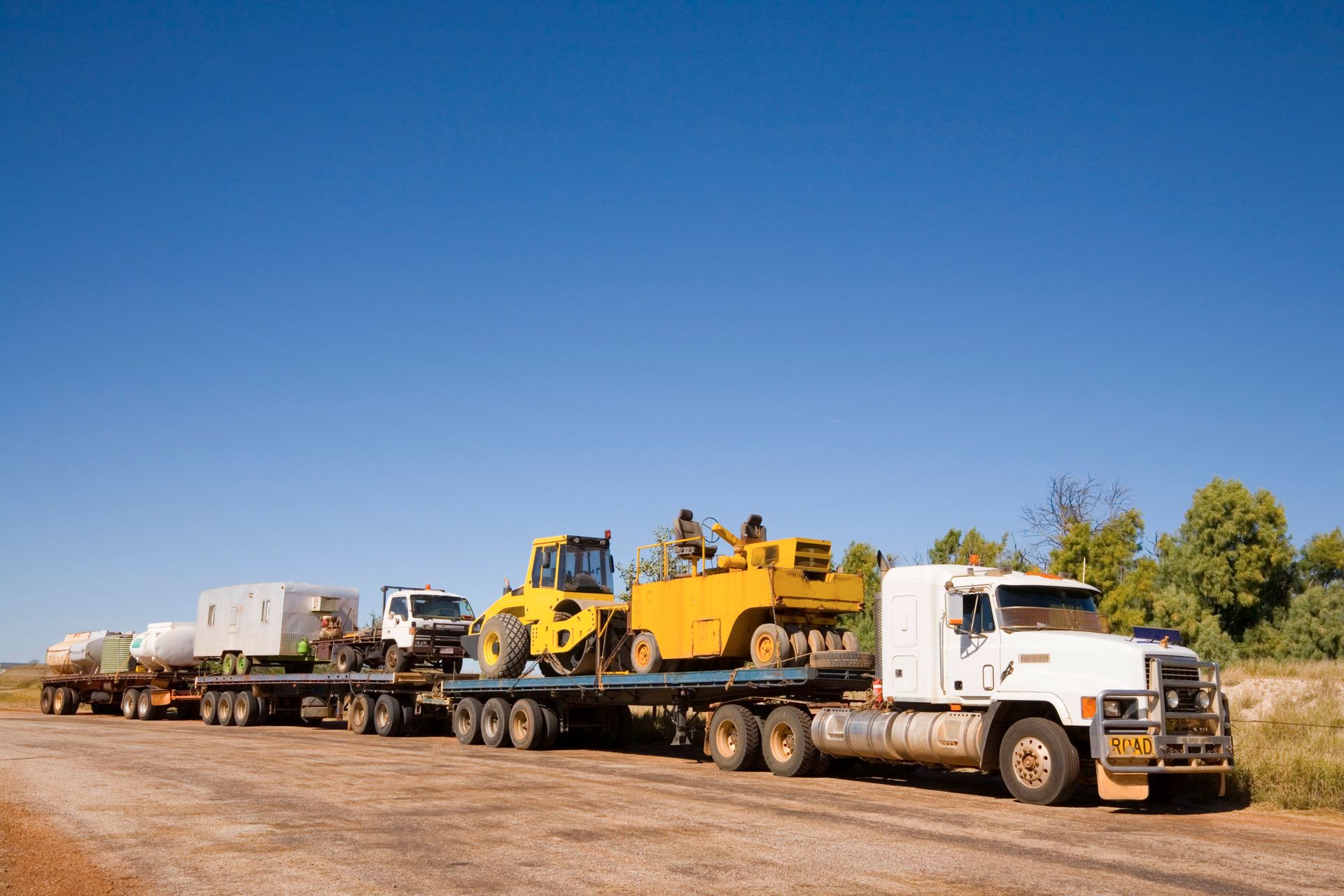 equipment hauling services