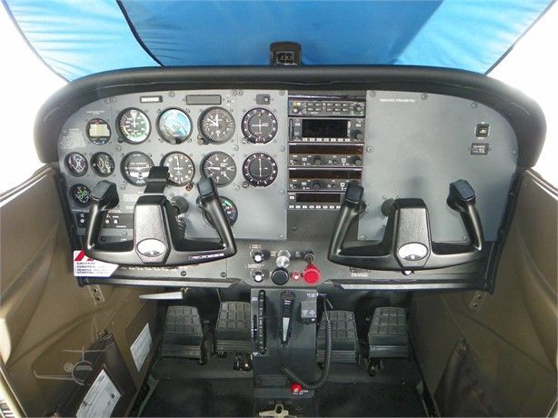 Cessna 172S Skyhawk SP Controller
