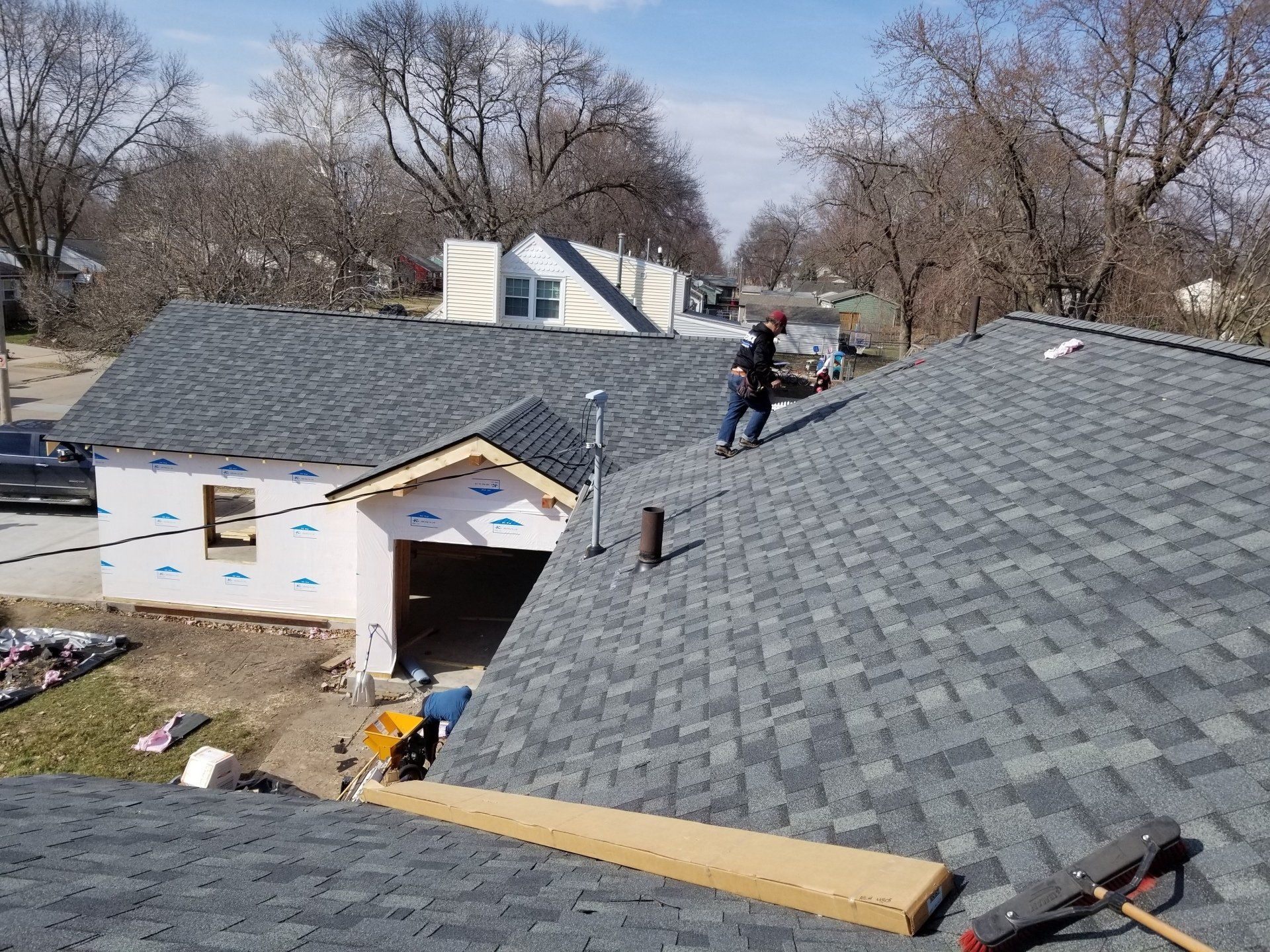Allied Exteriors Roofing Contractor Johnston, IA