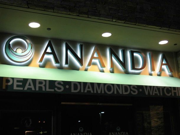 A sign for anandia pearls diamonds and watches