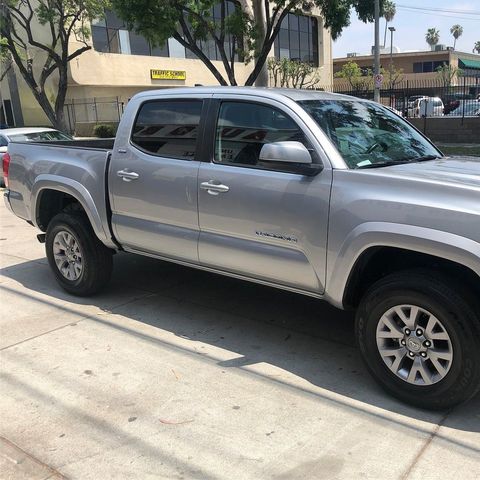 Moises Auto Body & Paint