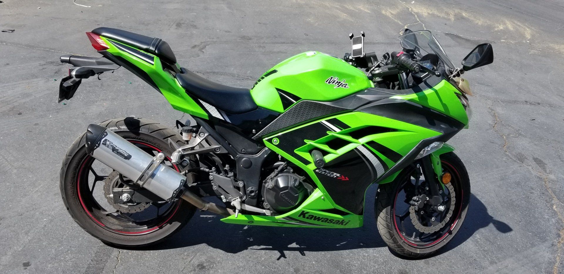 2014 Kawasaki Ninja 300 Special Edition Two Brothers Slip