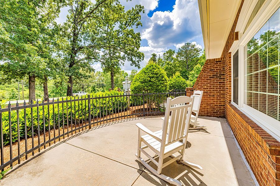 Hospice room patio