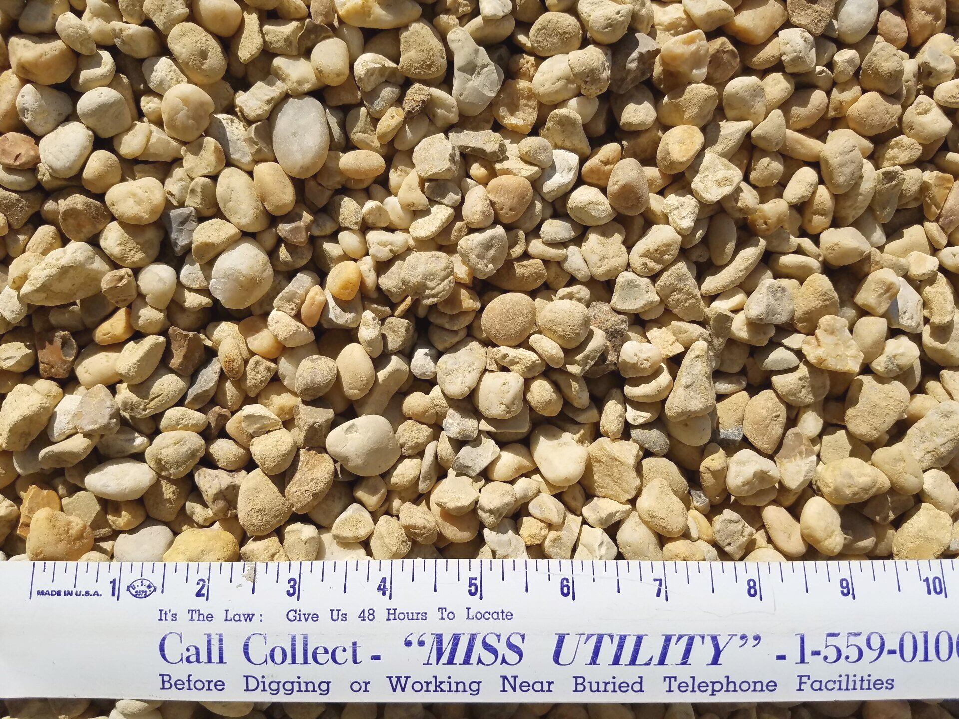 (#8) Pea Gravel 3/8