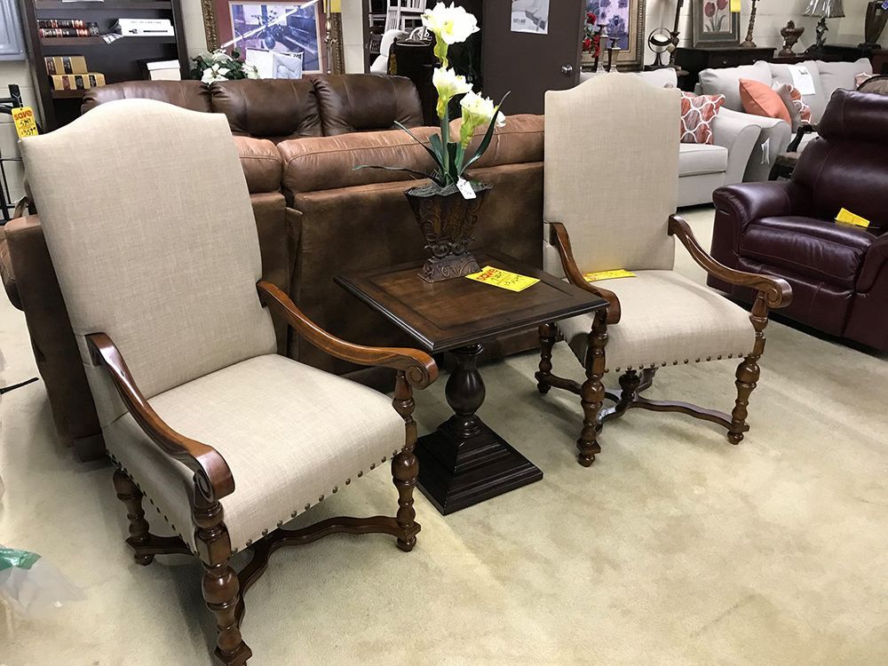 living room chairs in searcy