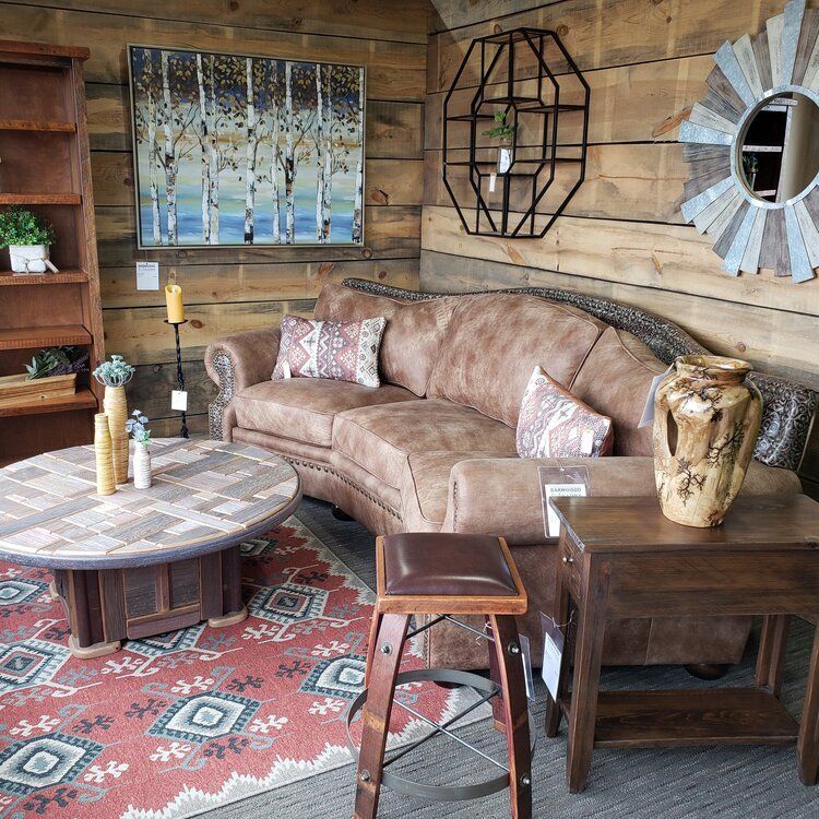 Custom Furniture Lincoln, NE Barnwood & Leather