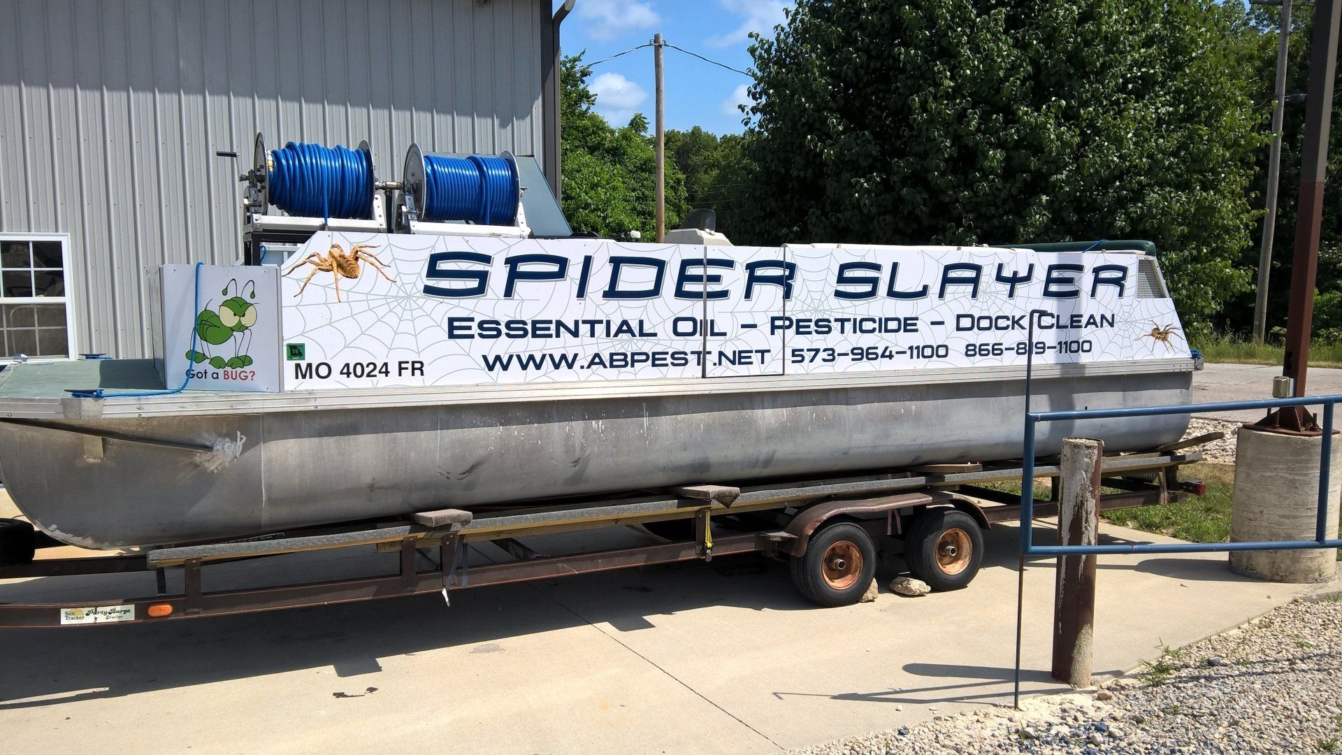 Boat graphics