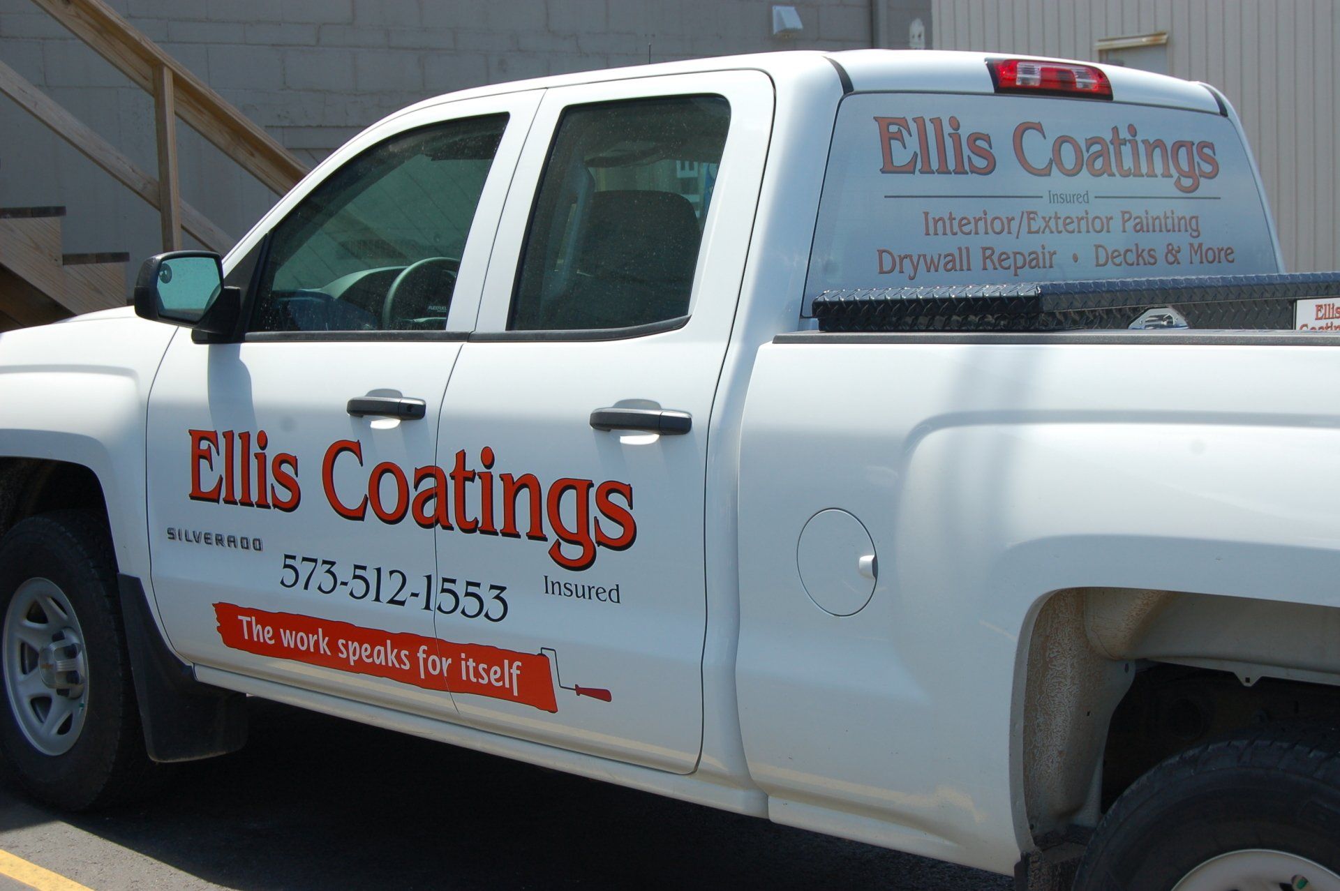 Vehicle graphics