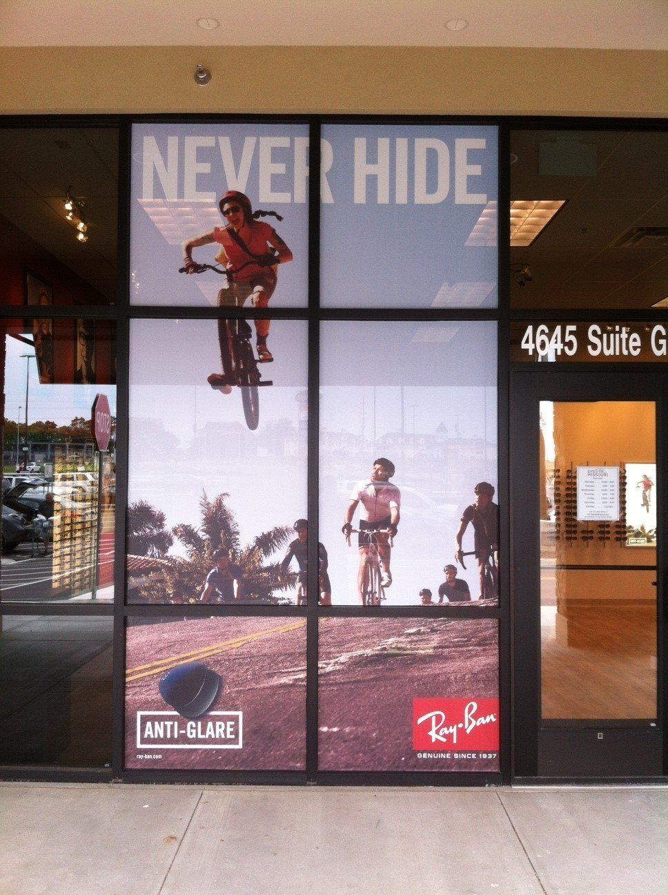 Vehicle graphics
