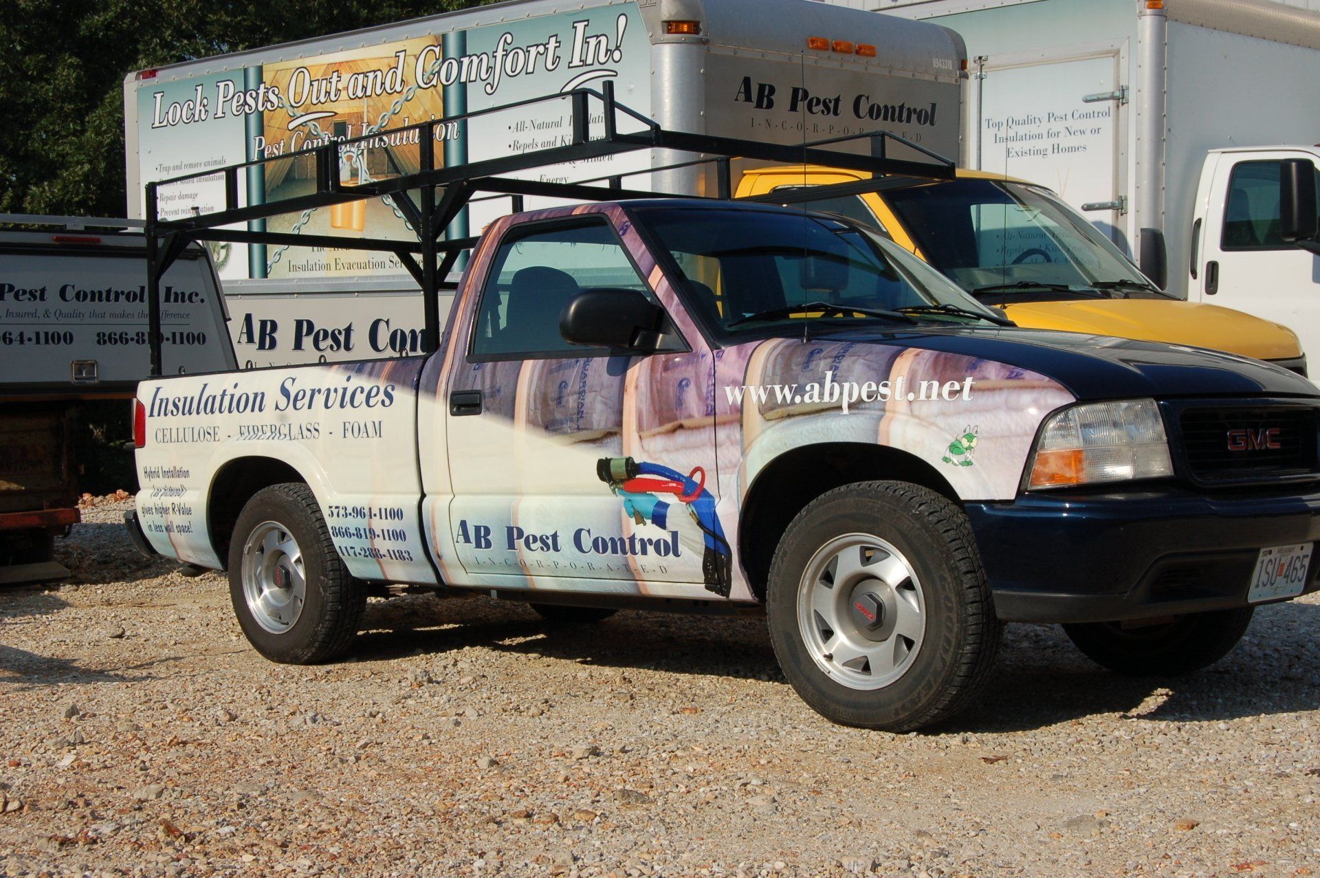 Vehicle graphics