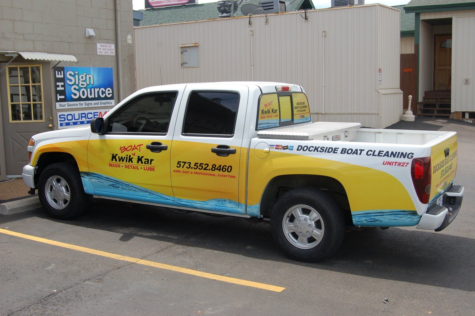 Vehicle graphics