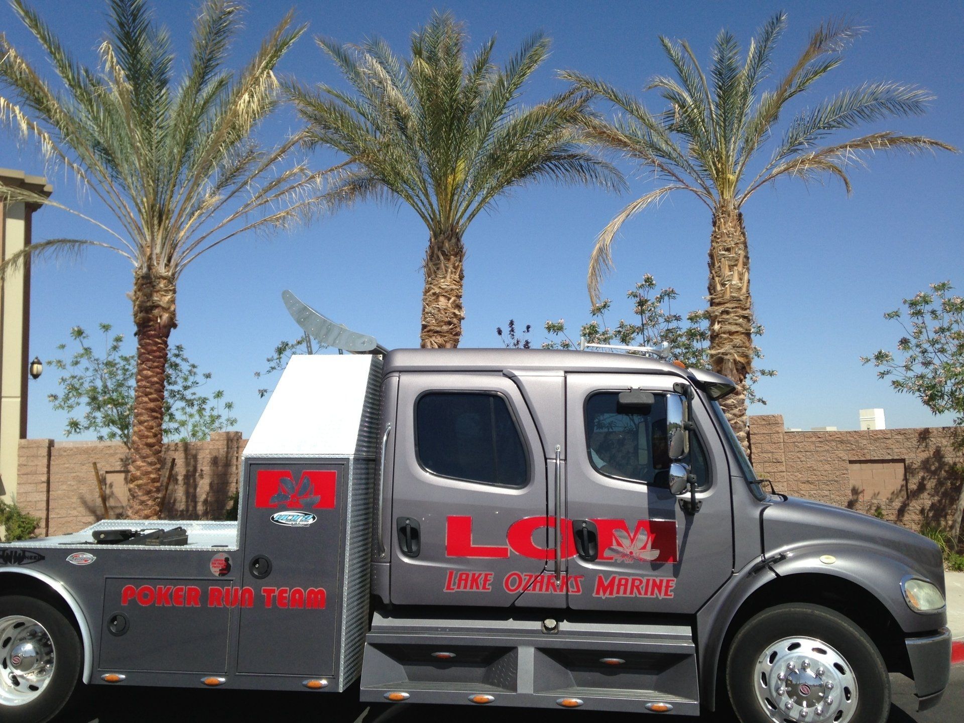 Vehicle graphics