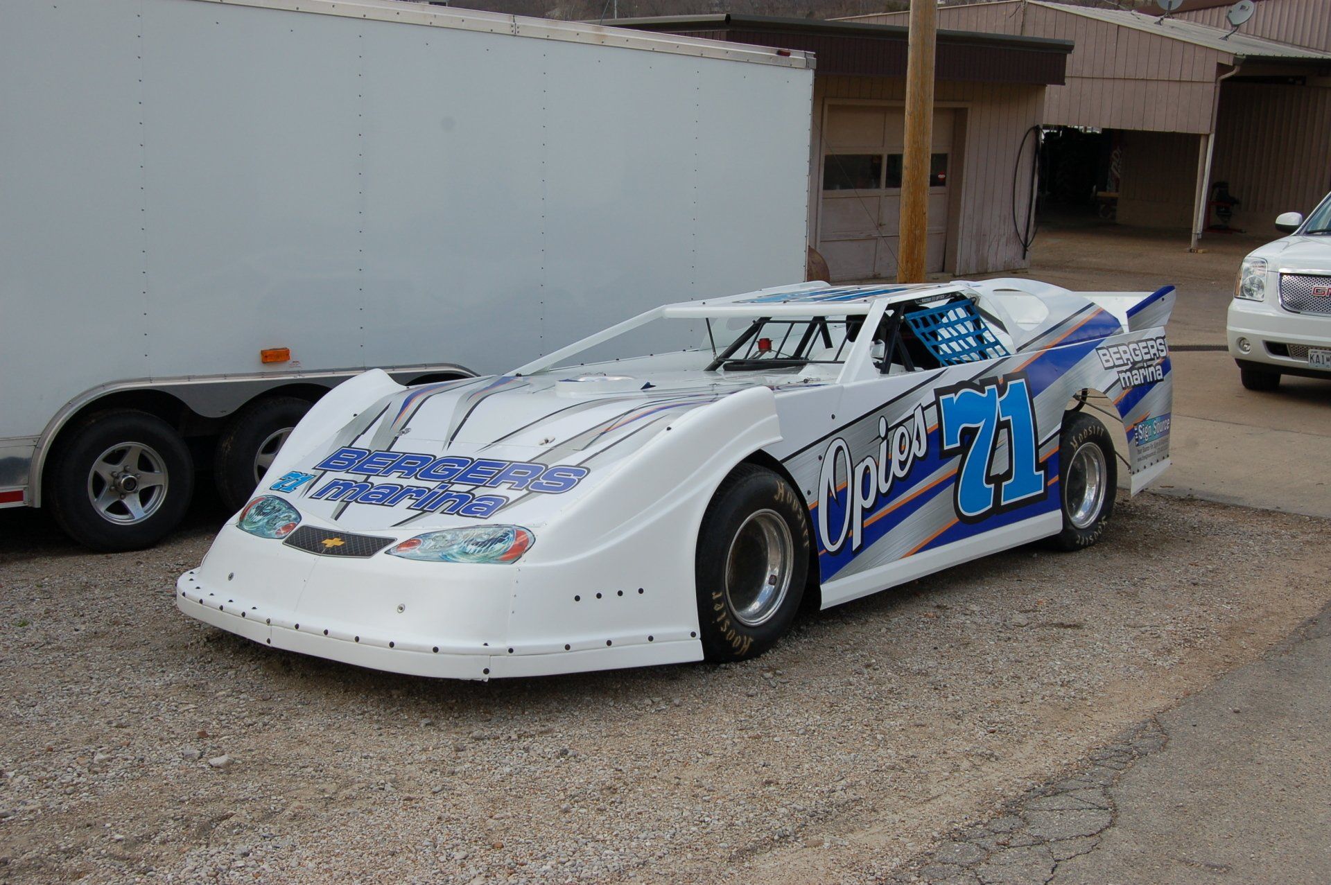 Vehicle graphics