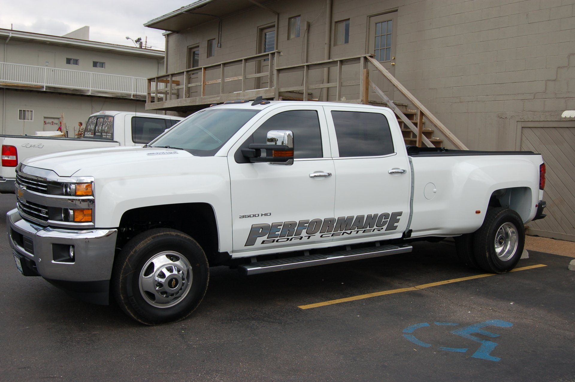 Vehicle graphics