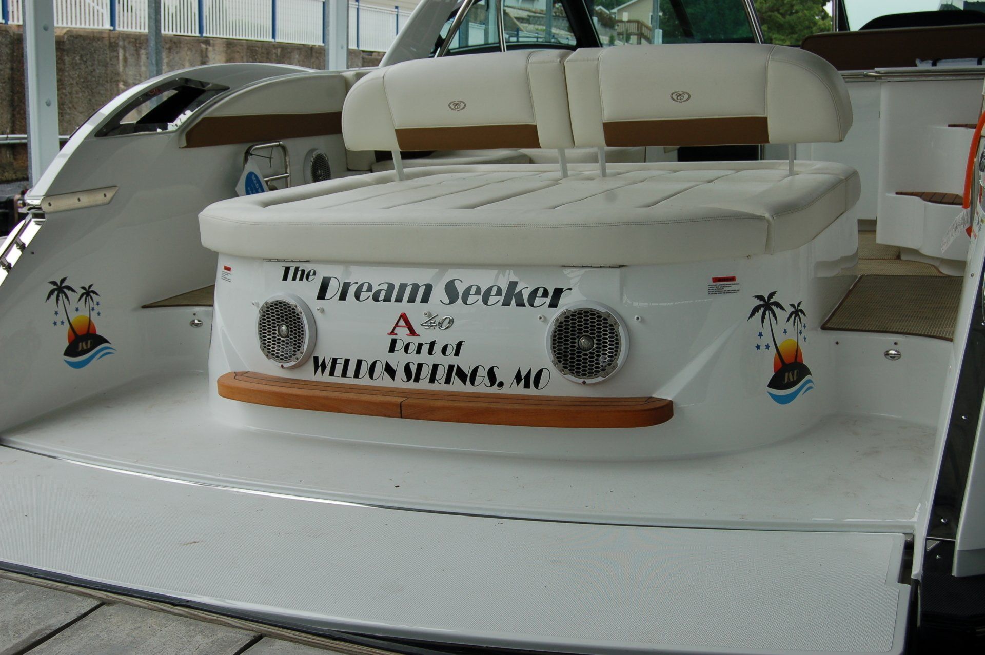 Vehicle graphics