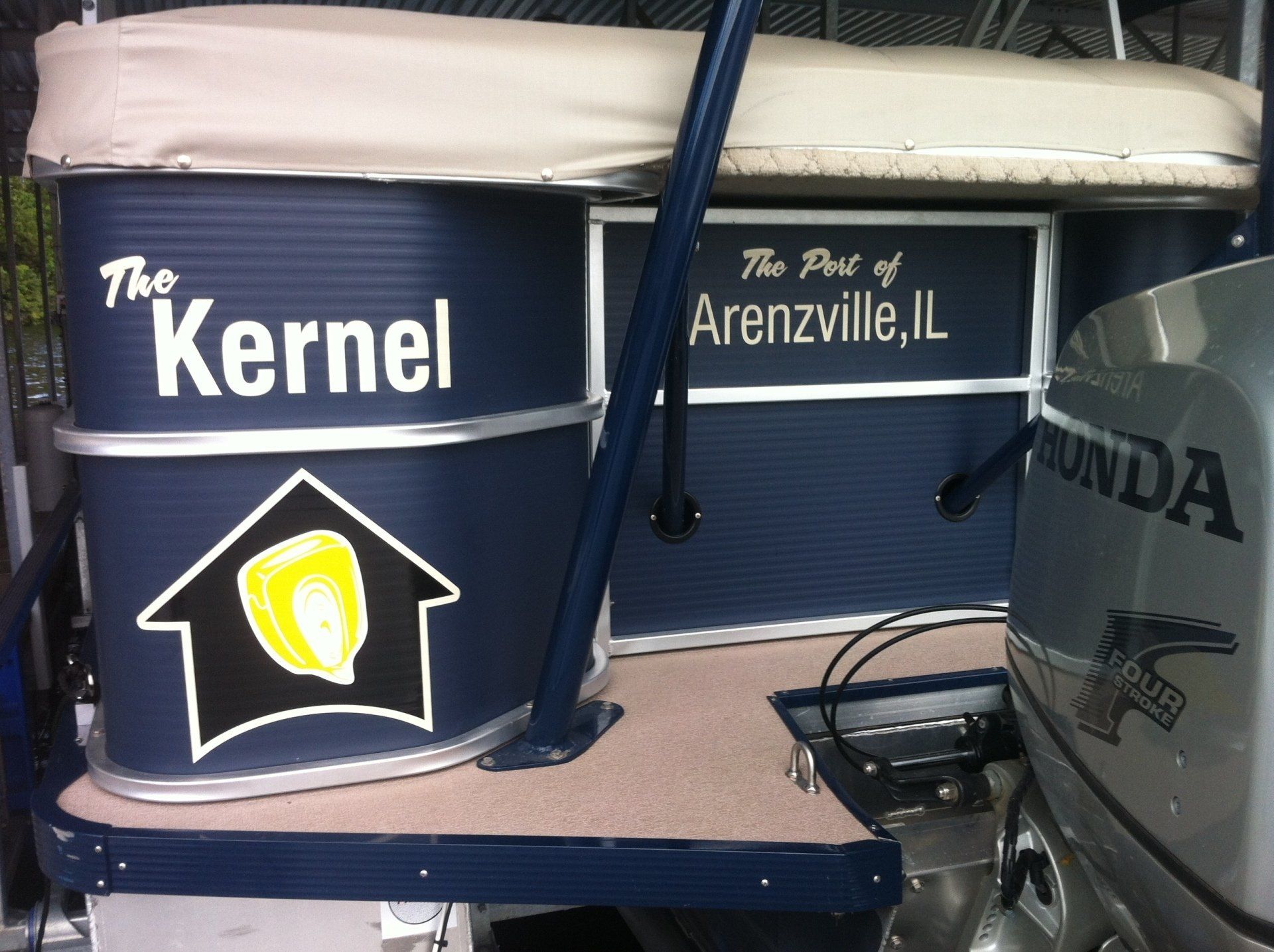 Vehicle graphics