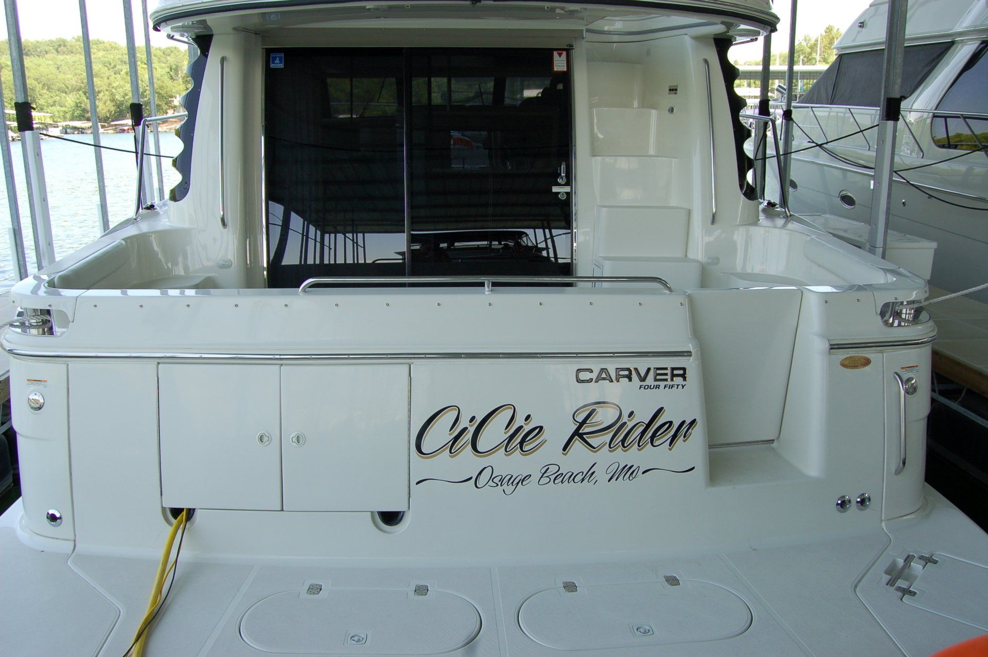 Vehicle graphics