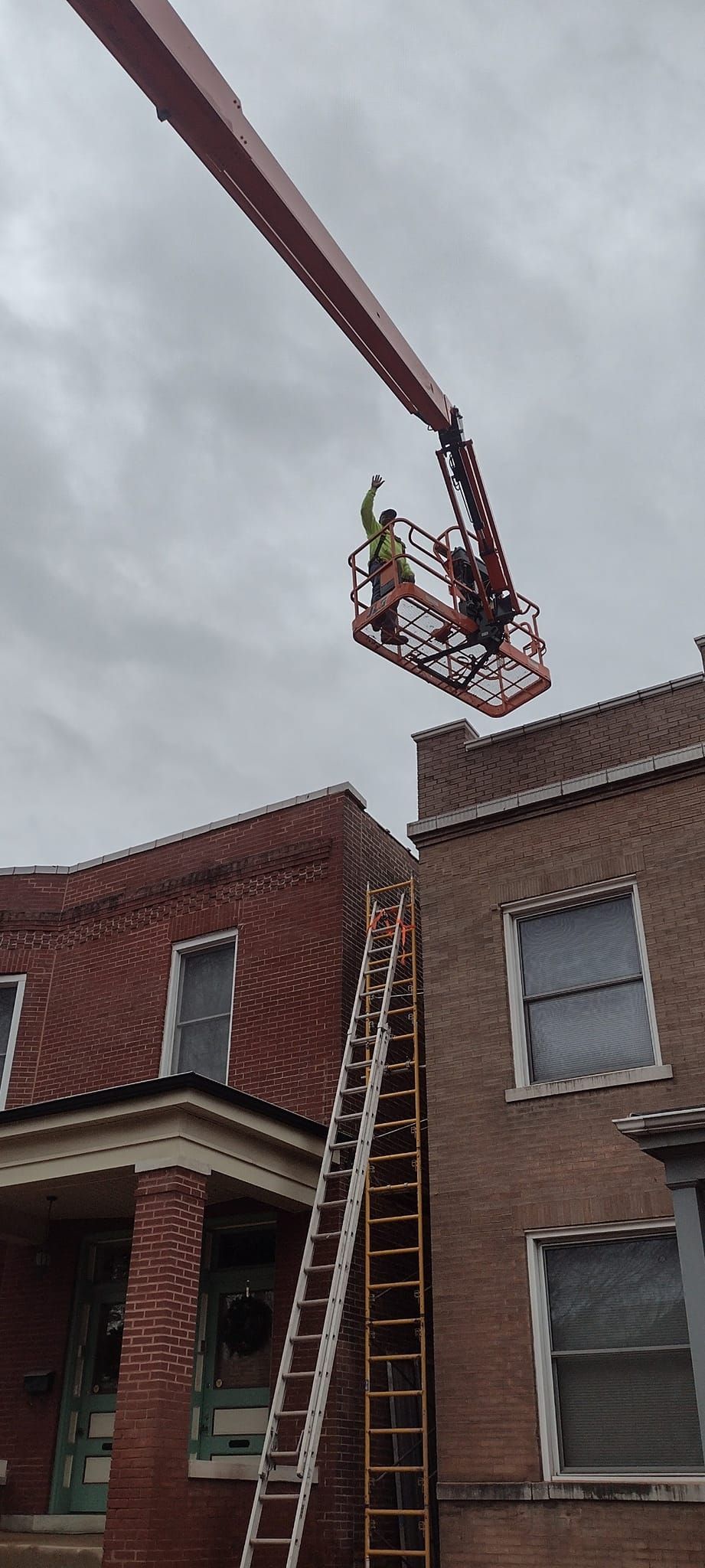building deteriorated mortar