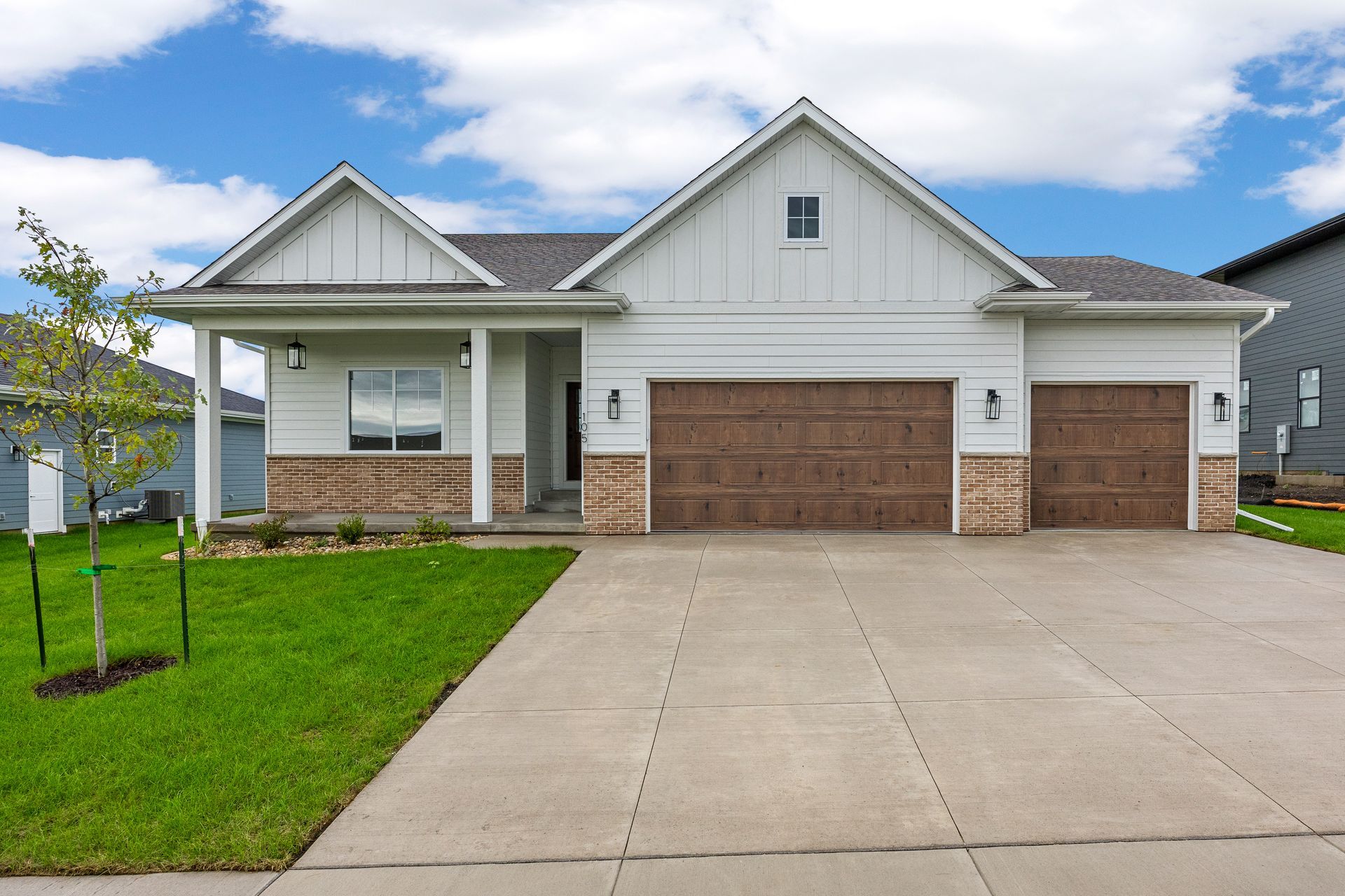 105 S SEVEN OAKS RD, NORTH LIBERTY