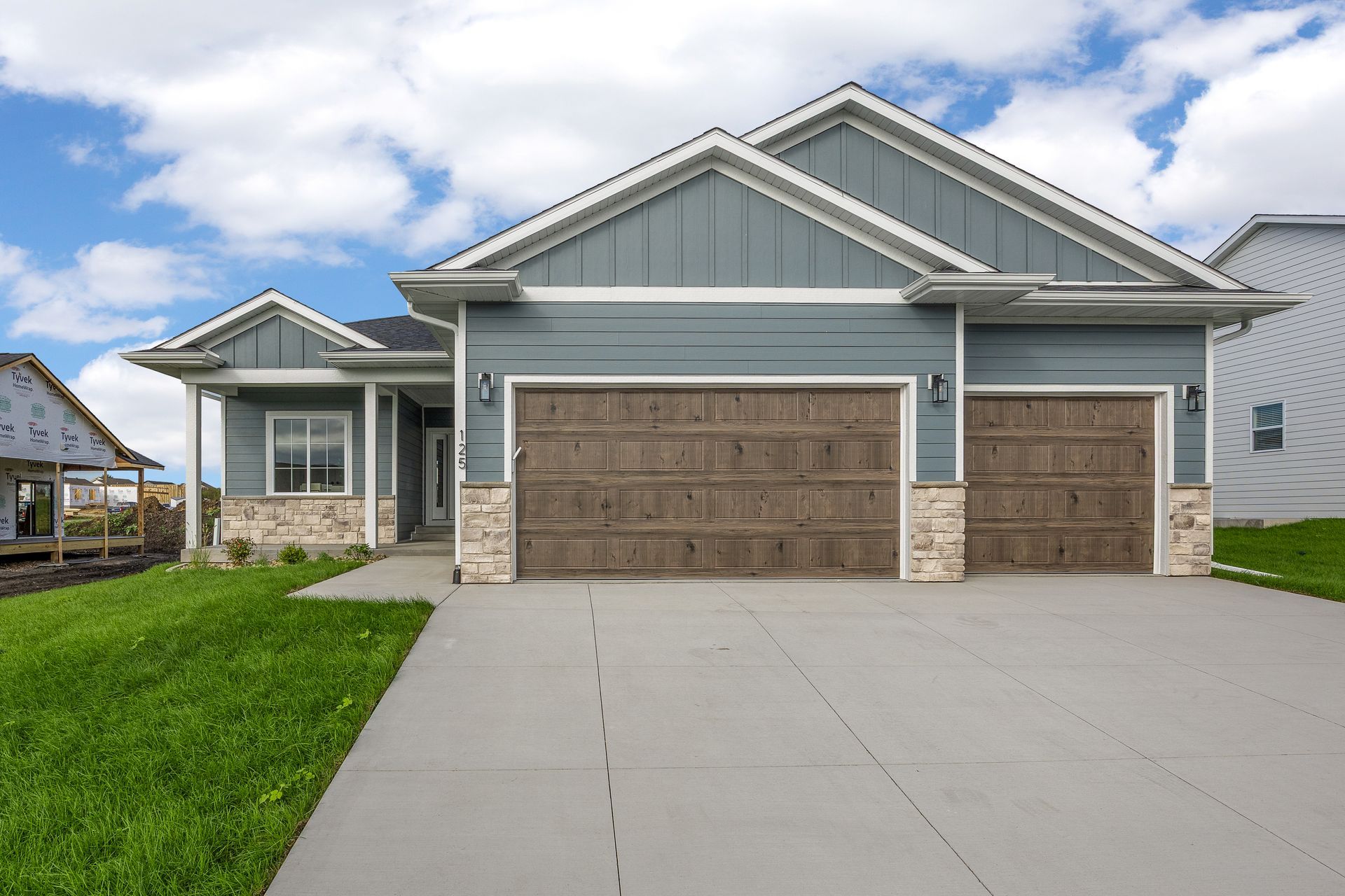 125 S SEVEN OAKS RD, NORTH LIBERTY