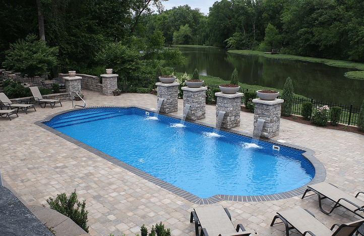 Swimming pool with custom fountain