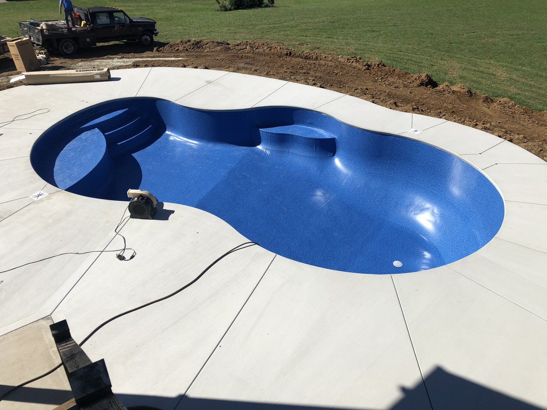 Swimming pool installation