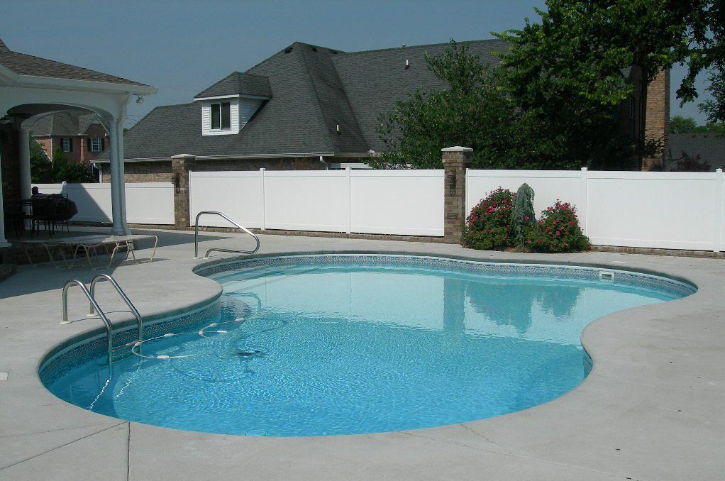 A curved design pool