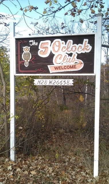 5-O'Clock Club Sign Board